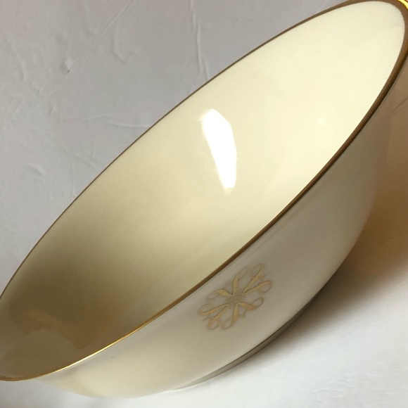 LINOX Fine China for AVON Presidents Club 9.5 inch Bowl. Collectable. - Picture 7 of 7